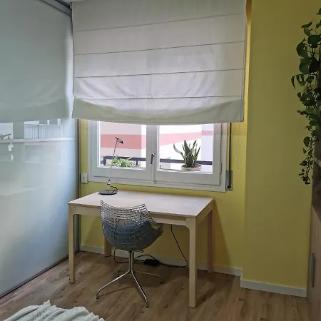 Проживание в семье Dos Dobles En Apartamento Confortable *